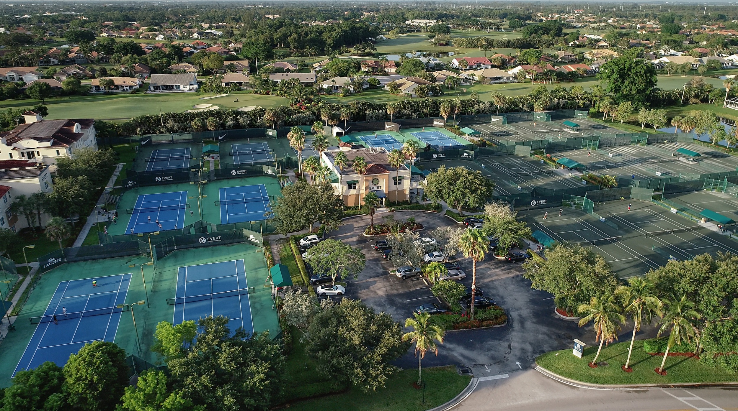 Evert tennis Facilities